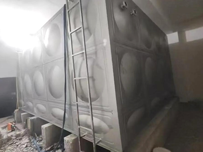 不銹鋼水箱定制廠(chǎng)家